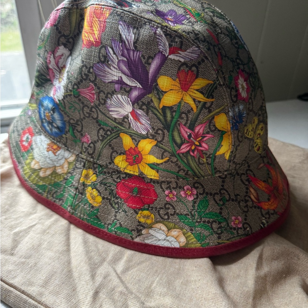 Gucci Red and Yellow Bucket Hat with Monogram